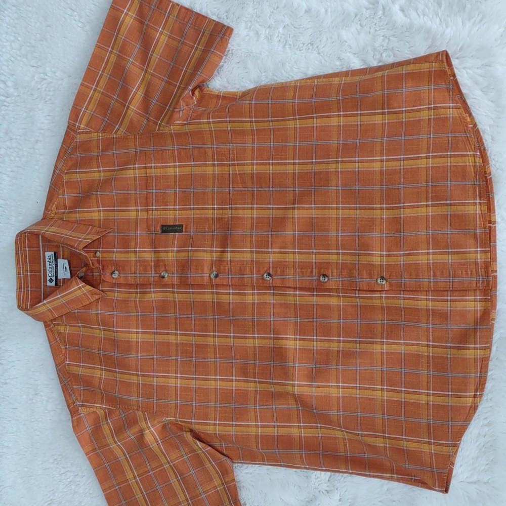 COLUMBIA SHIRT.
